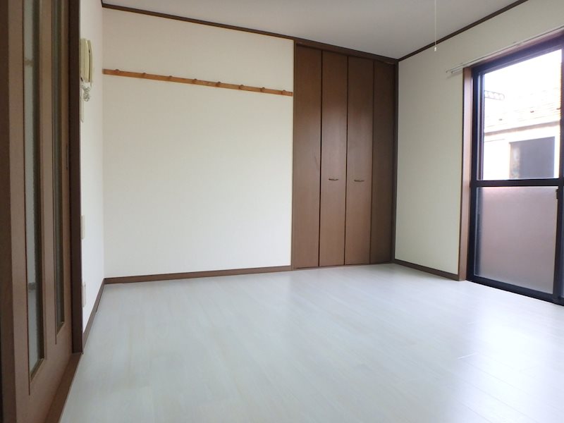 エルム リビング