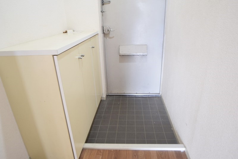 ファミリオン本厚木 玄関