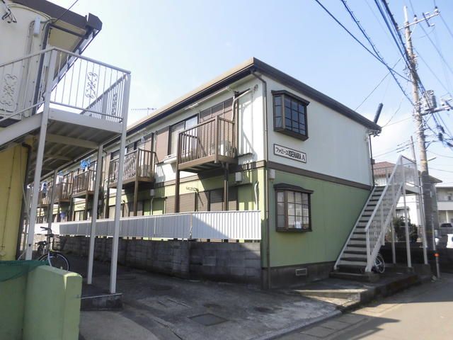 ファミーユISEHARA B棟 201号室 外観