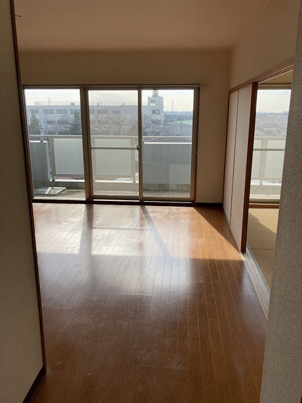 グランソラール丸の内 リビング