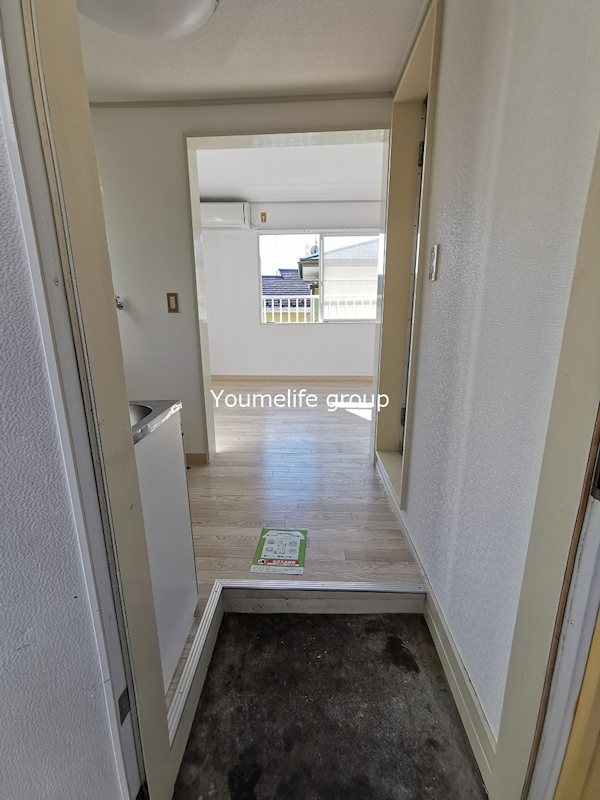 船子ハイツ 玄関