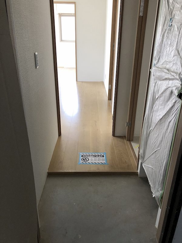 ParkLane八松(パークレーン) 玄関