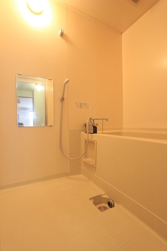 コート鵠沼 風呂画像