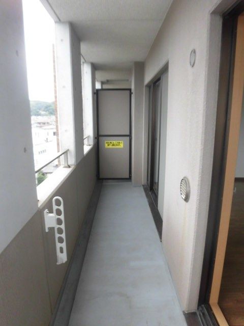 ラルジュ本郷台 ベランダ