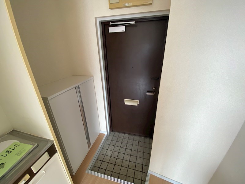 今福ビル 玄関