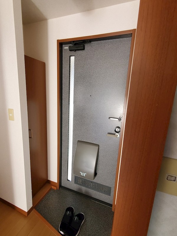 マノワール 玄関