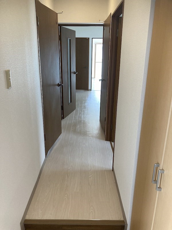 ボヌール湘南 玄関