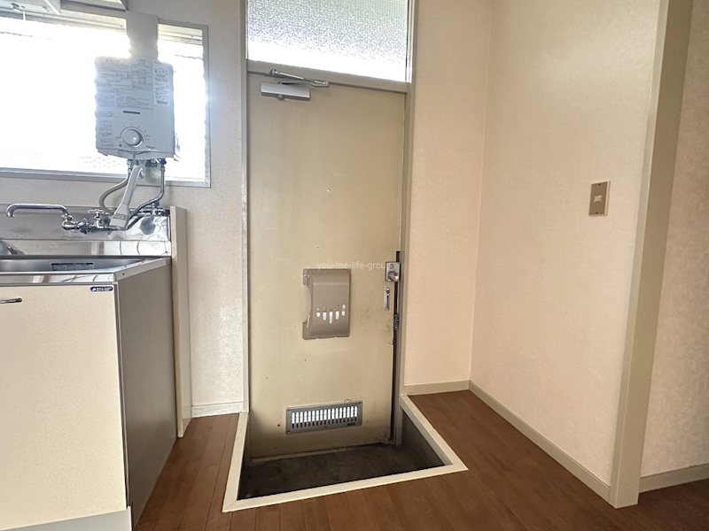 石川ハイツB 玄関