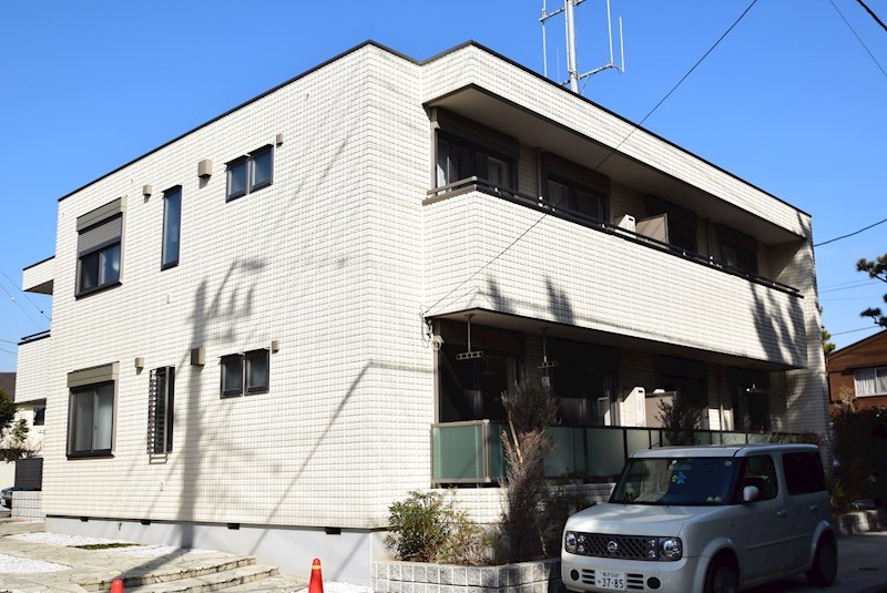 パインヒルズイースト 102号室 外観