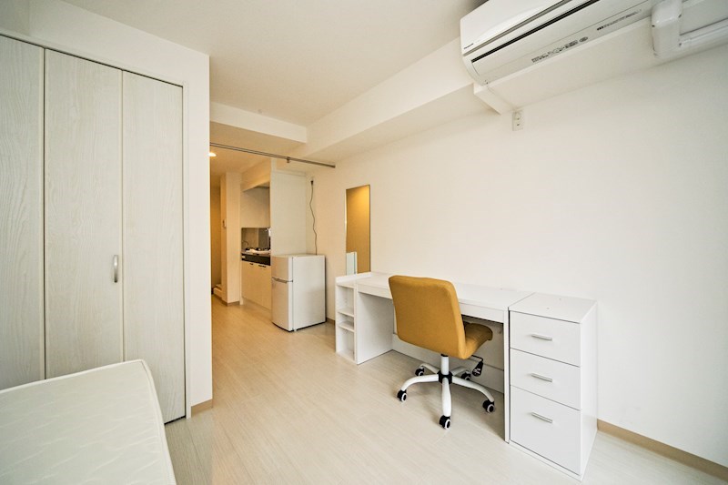 カレッジテラス東海大学前Ｂ棟（食事付） リビング