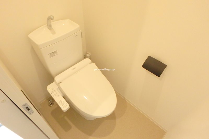 モナ・ローベル その他4