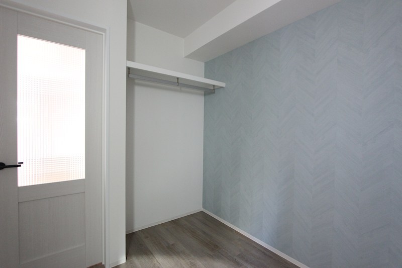 モナ・ローベル その他4