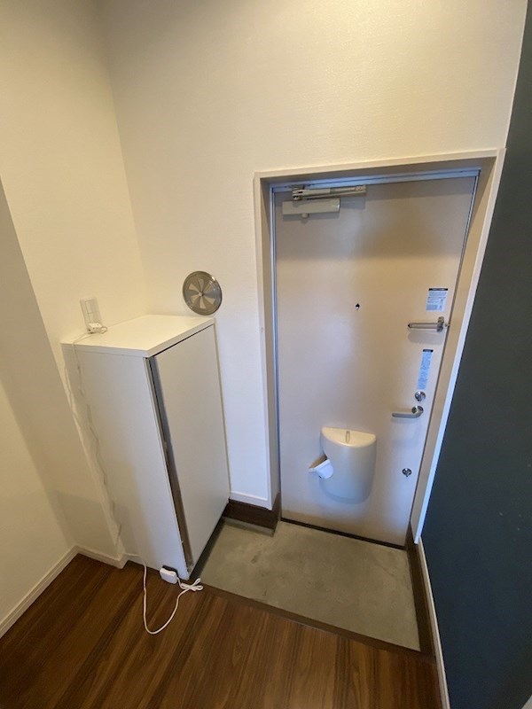 コモドエスパシオ 玄関