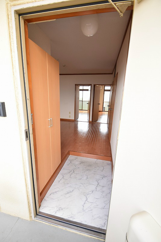 東ハイツB 玄関