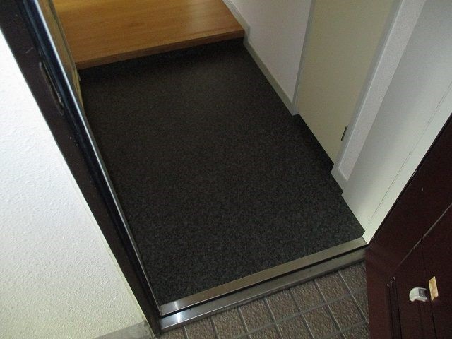 グレイスヒルズ 玄関