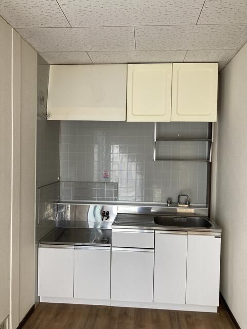 サンライフ栄B キッチン