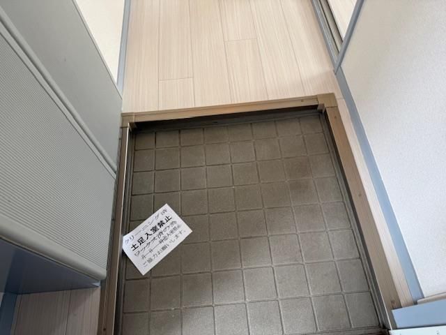 コーポエリカB 玄関