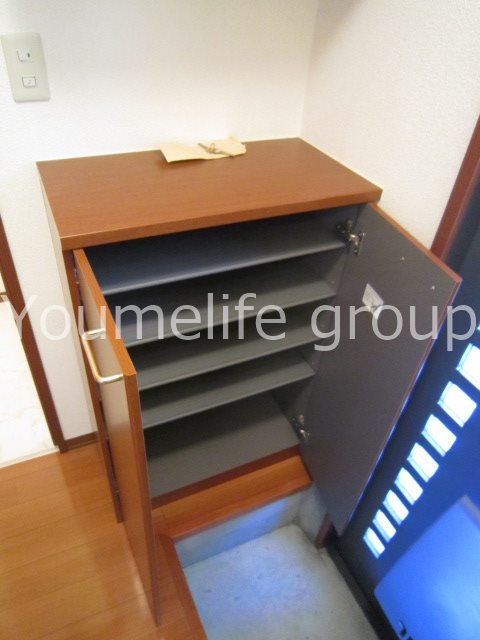 シャーメゾン酒匂 玄関