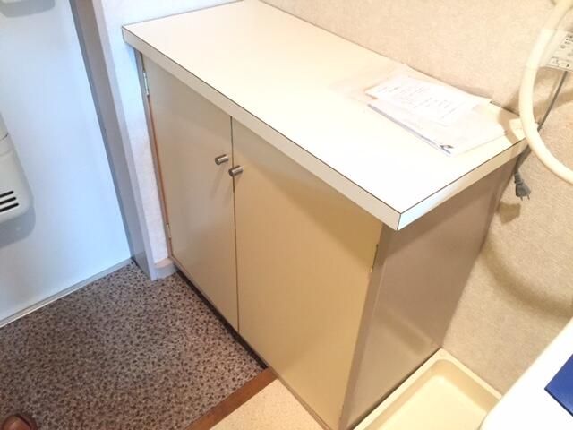 プチハイム丘 玄関