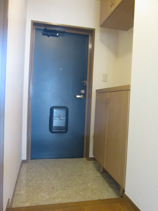 タウンコート湘南 玄関