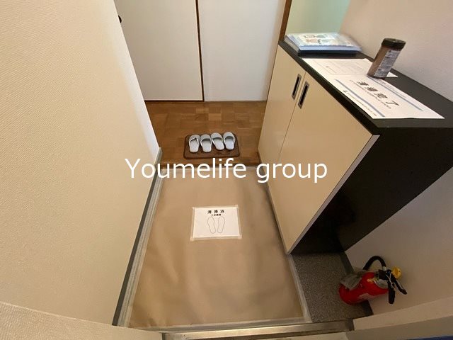 テレパレス伊勢原１号棟 玄関