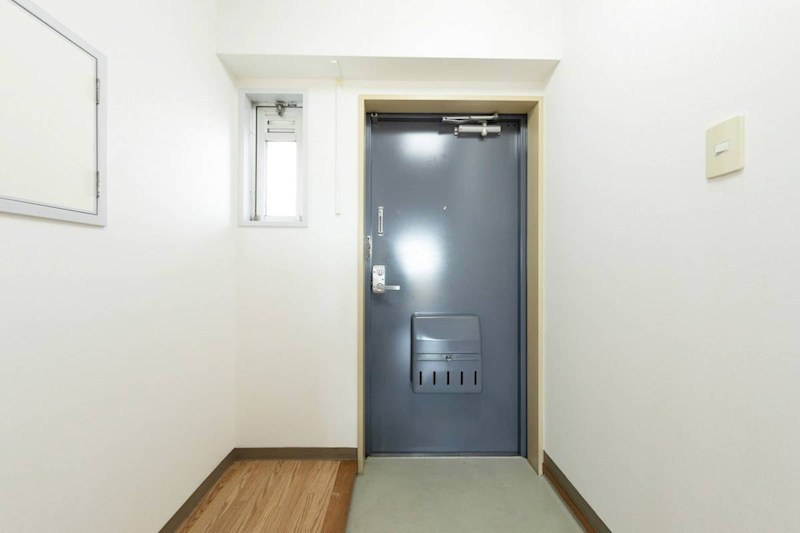 ビレッジハウス二宮1号棟 玄関