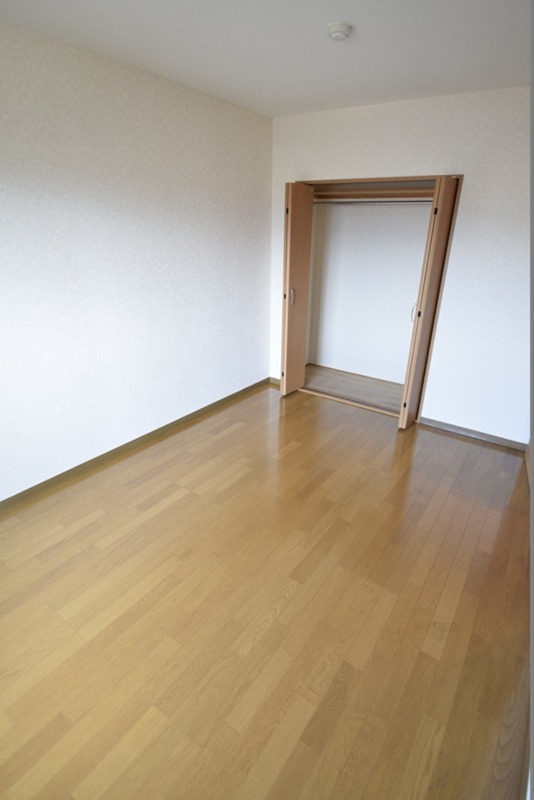 トヨカワマンション ベッドルーム