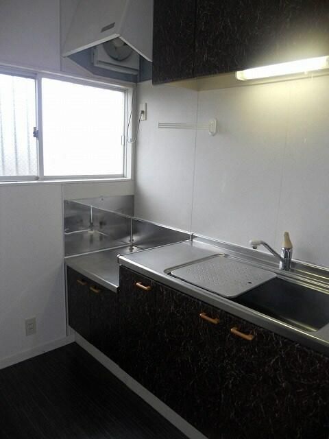 ベルデュールＢ キッチン