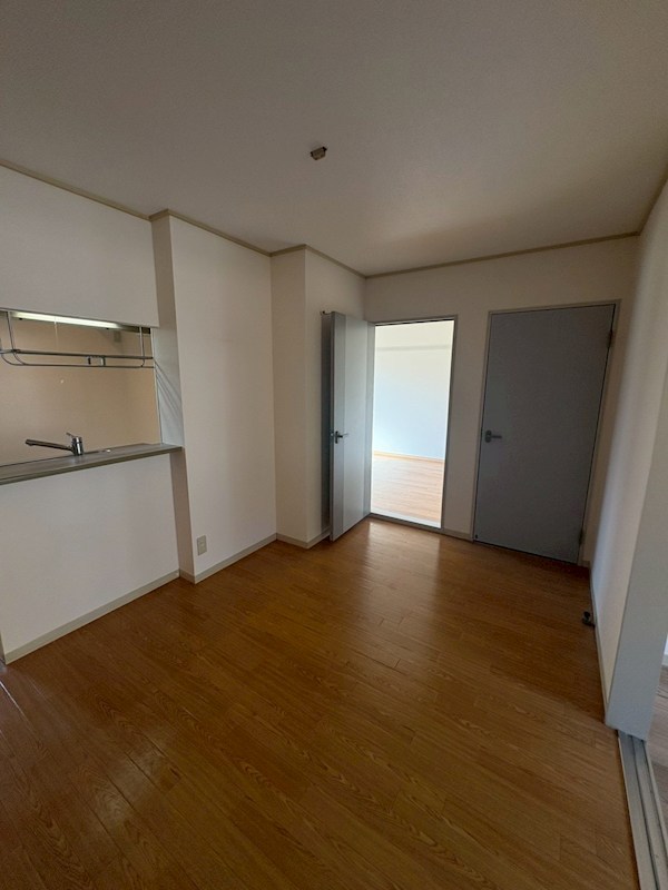 イーエムプットＢ リビング