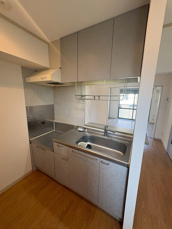 イーエムプットＢ キッチン