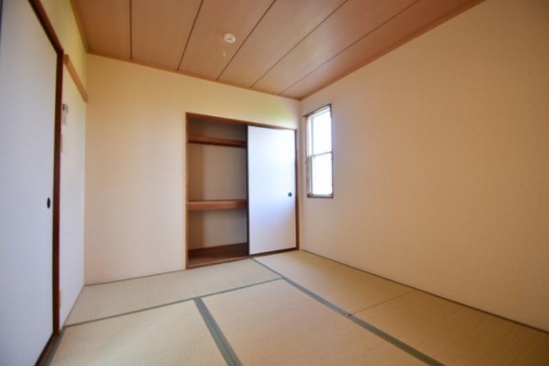 ストーンリバーB棟 ベッドルーム