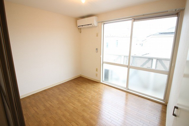 スミール井上A ベッドルーム