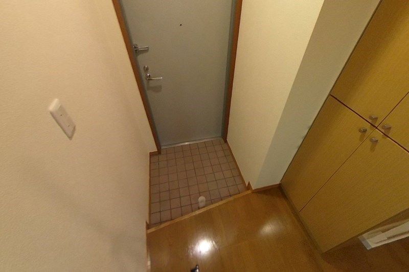 オンディーヌ湘南 玄関