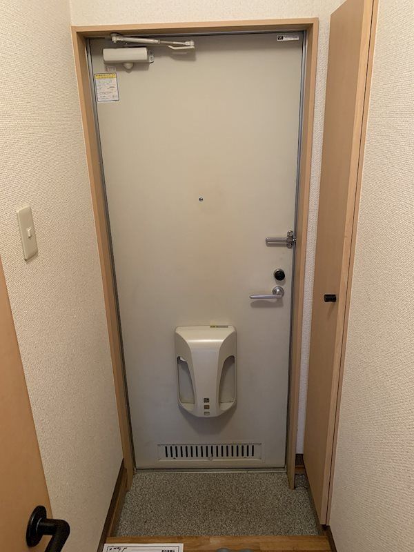 アヴェニールＴＯＫＡＩ 玄関