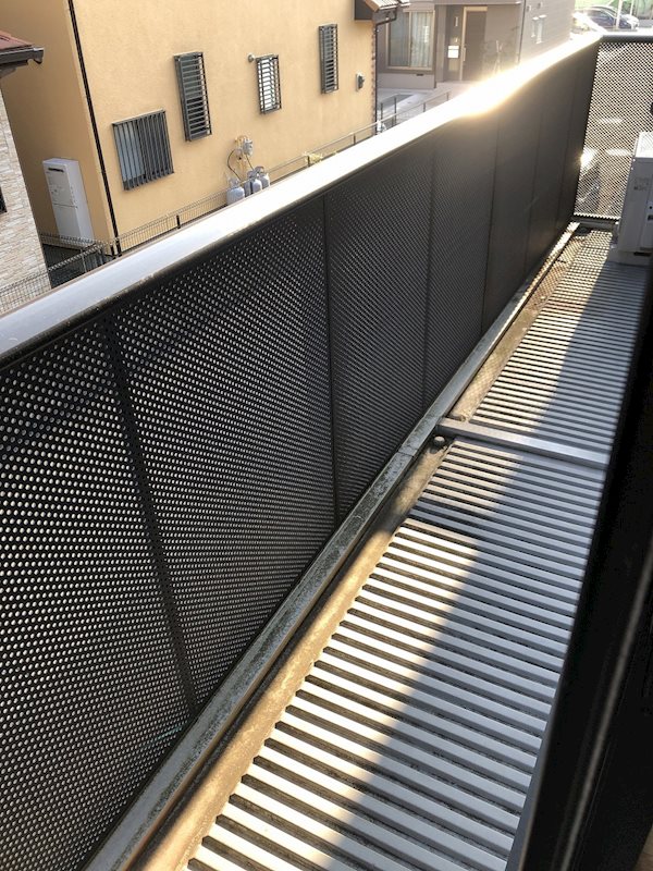 イーエムプットＢ ベランダ