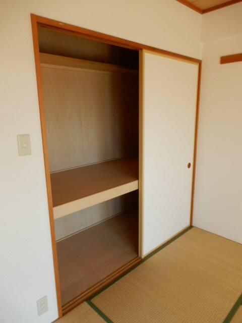 本厚木ネオハイツ元町 収納