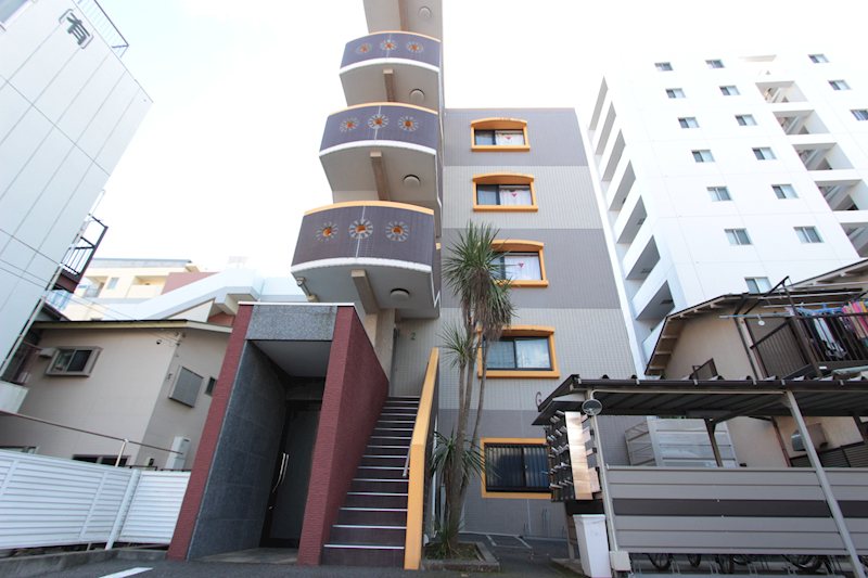 グラーテス・ワン 405号室 外観