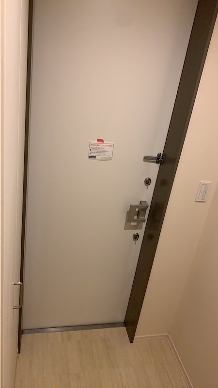 へーベルメゾン汲沢 玄関