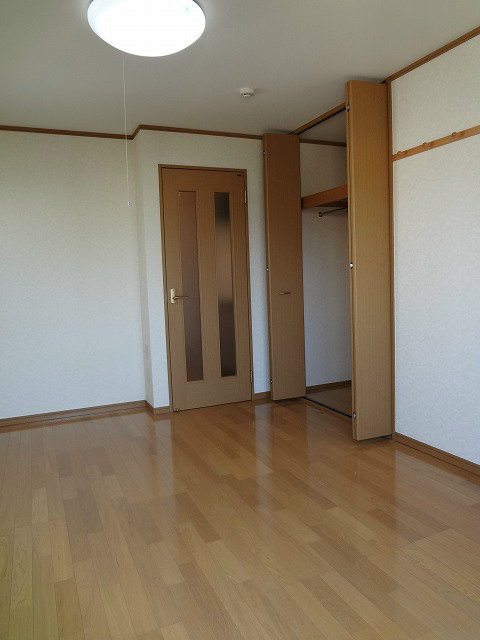 別部屋参考写真 ルナリア リビング