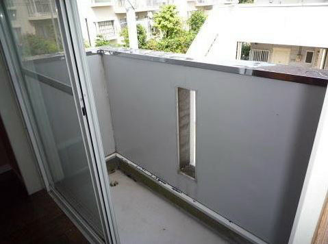 ドルフ鶴巻11  ベランダ