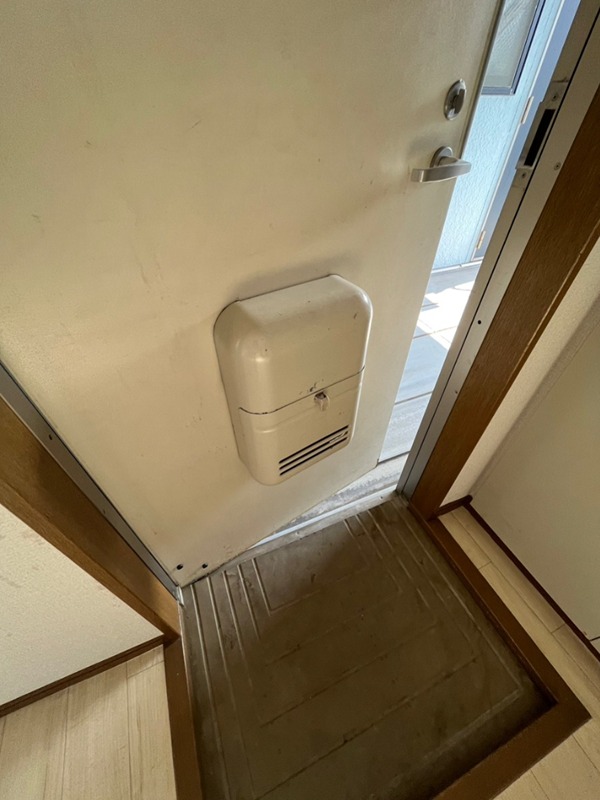 アイレッツ・ヒロ 玄関