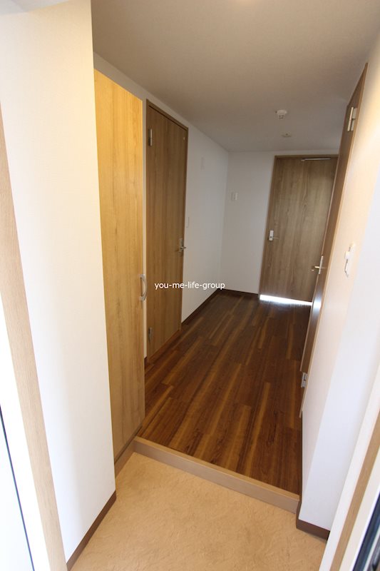 ルナアイリス 玄関