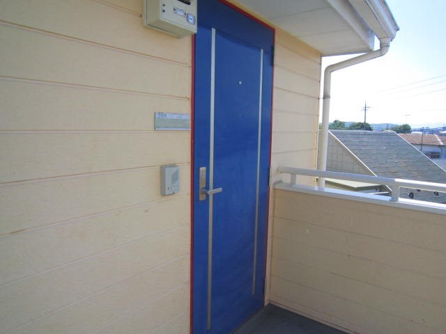 ファーストライフ平塚南原 玄関