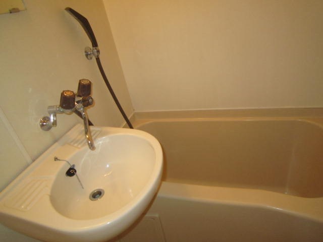 ファーストライフ平塚南原 風呂画像