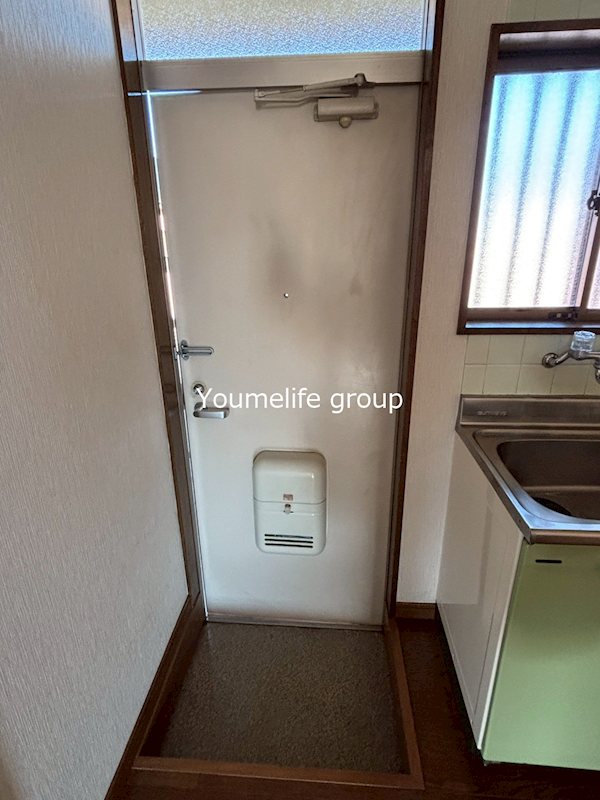 メイプルよりずみB 玄関