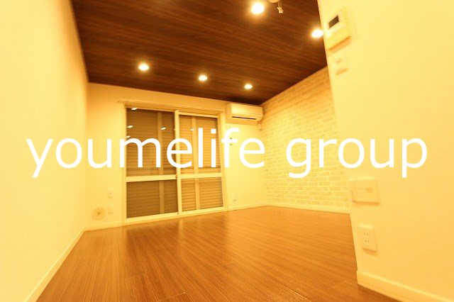 リブェールハイツB リビング