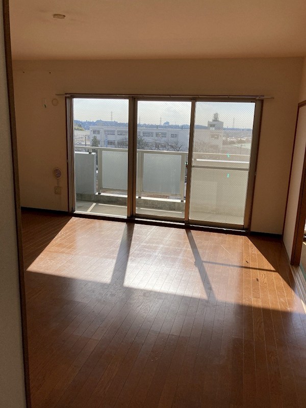 グランソラール丸の内 リビング