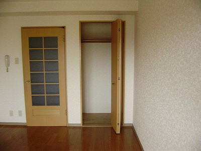 クローゼットあります。別部屋参考写真。 スカイグランデ その他4