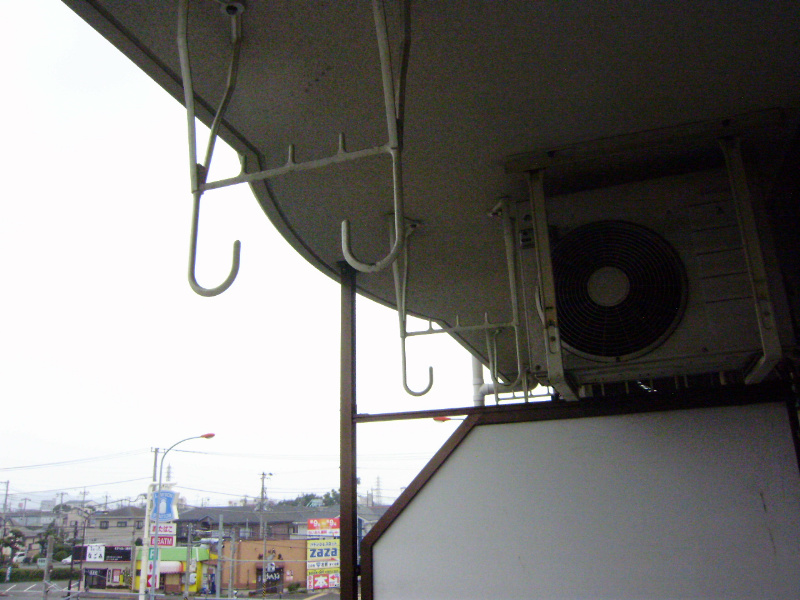 洗濯物干し。別部屋参考写真。 スカイグランデ その他6