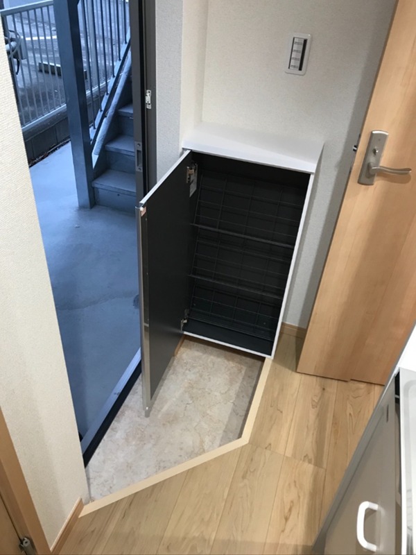 ヒルサイドテラス港南台 玄関